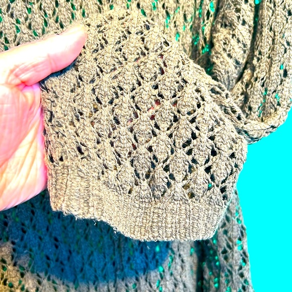 Gina L Openwork Sweater Slits on Sides Feminine Knitted Dark Green Long Sleeves - Picture 8 of 11